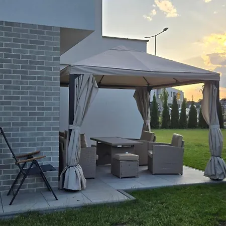 Nowoczesna Holiday home Wroclaw